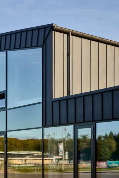 Mere bevægelse bag stålet i Hobro Idrætscenter, Hobro Idrætscenter, Amerikavej 22, 9500 Hobro